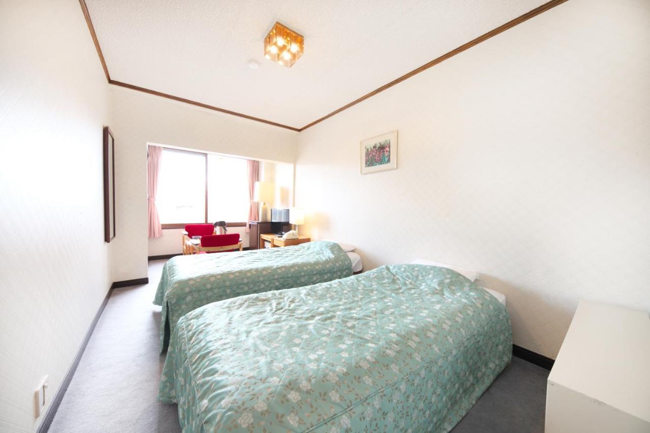 Shiga Swiss Inn Сига Когэн Экстерьер фото